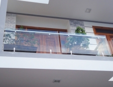 Handrail glass